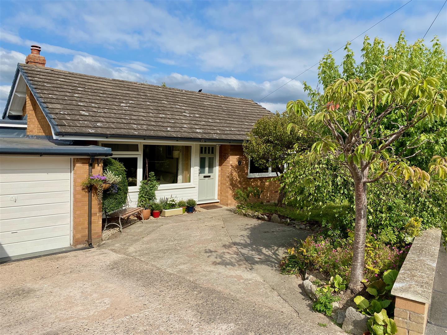 Properties for Sale Jones Peckover